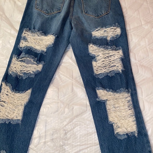 Fashion Nova Prescott Boyfriend Jeans - Picture 5 of 5